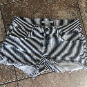 Rich & Skinny Raw-Hem Striped Shorts - Size 26